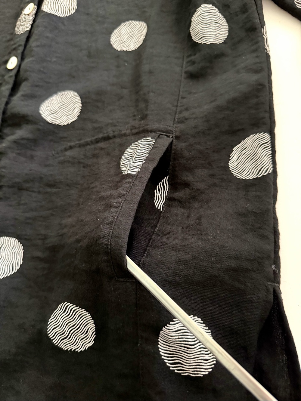 John Mark Black Button Front Roll-up Sleeve Shirt Tunic Size Large Polka Dot - Picture 7 of 15